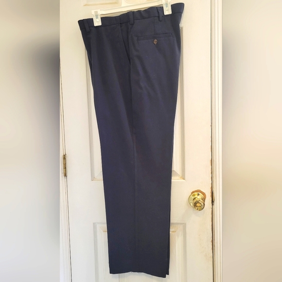 Haagar NWT Mens Work To Weekend Khaki Pants Navy 38/30. - Picture 5 of 10